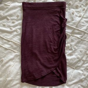 Wilfred | Size: XS | Colour: Burgundy | Midi High Waisted Skirt |